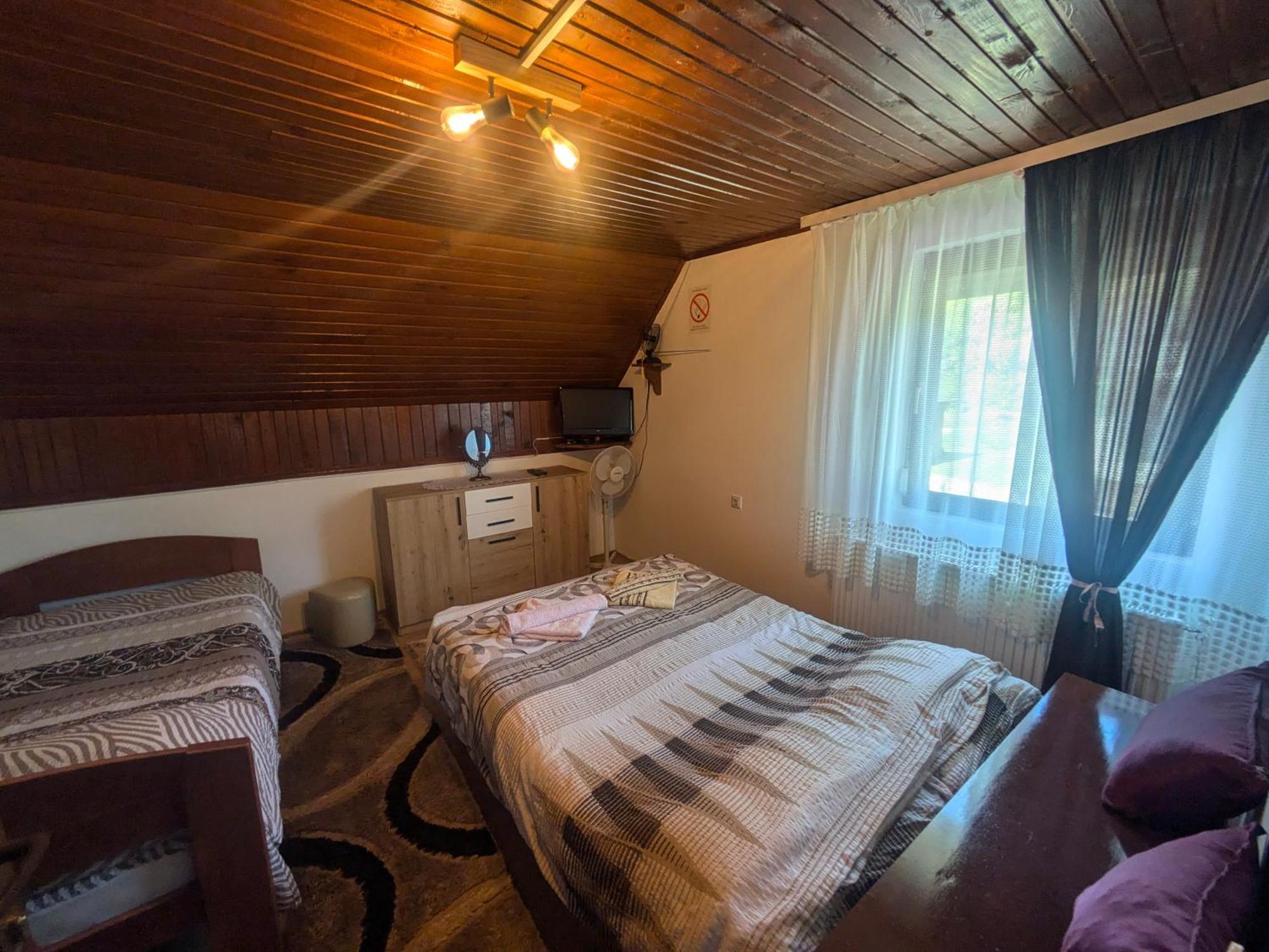 Mir Mokra Gora